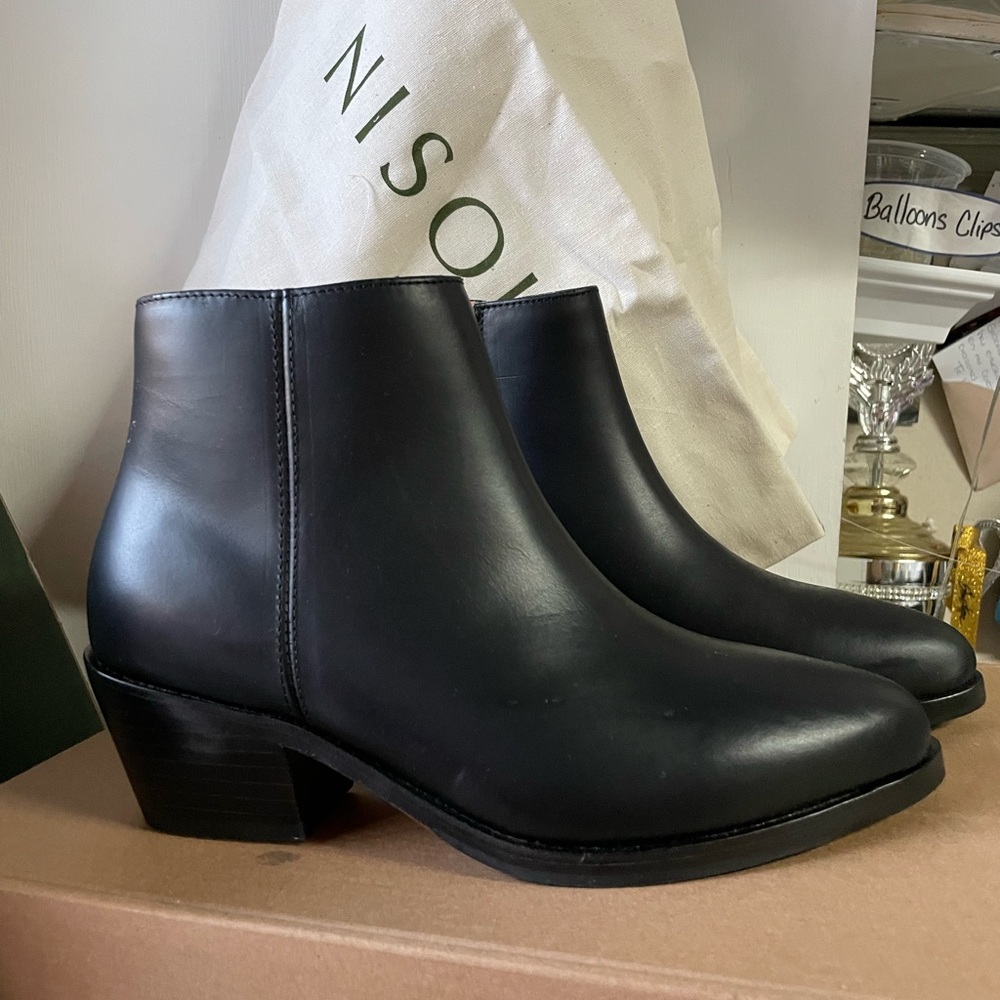 Nisolo Classic Black Ankle Booties